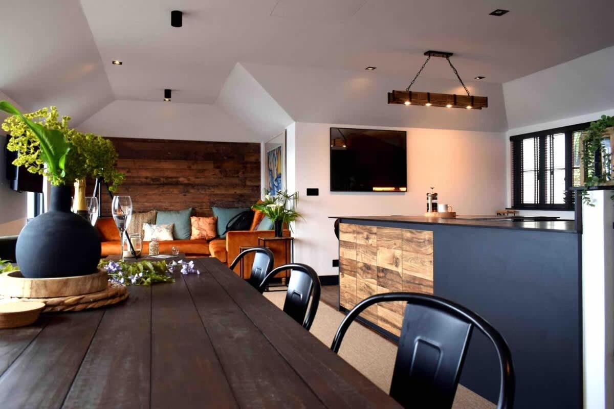 Stunning Waterfront Apartment With Spectacular Views & Parking At 'Captains Loft' Falmouth Dış mekan fotoğraf